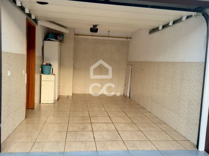 Moradia T3 para Venda em Ribeirão Foto 40