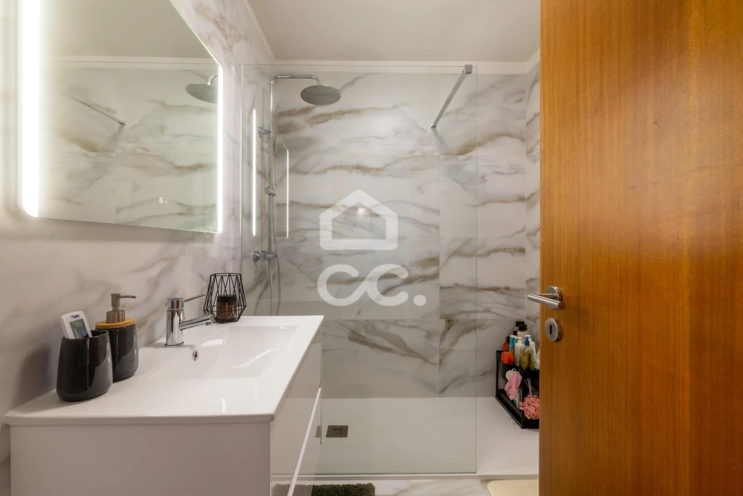 Moradia T3 para Venda em Ribeirão Foto 6