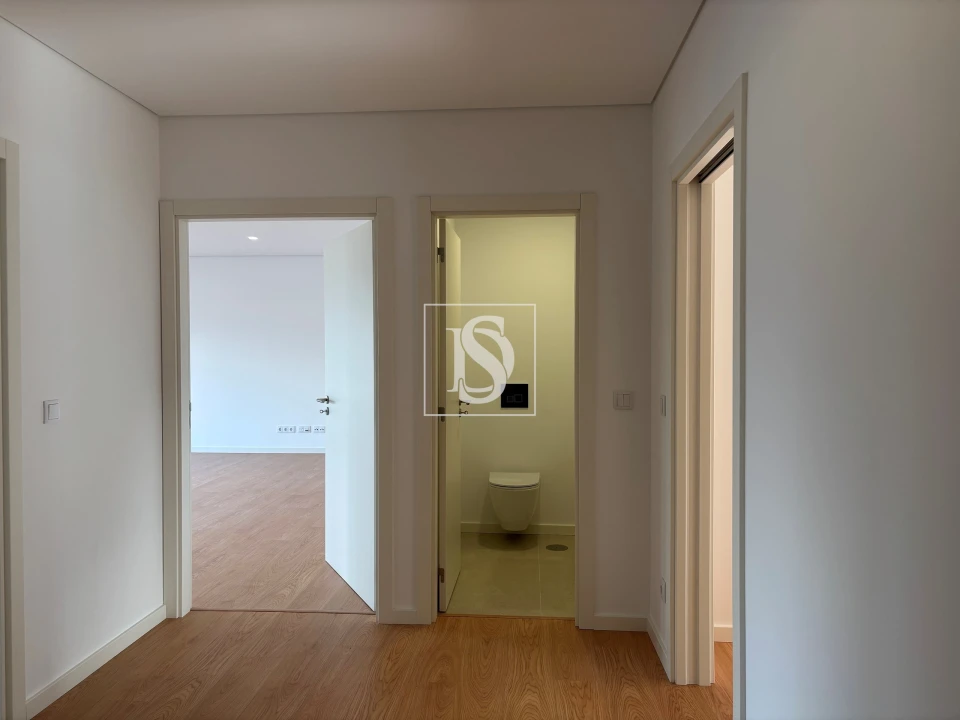 Apartamento T3 para Venda em Tondela e Nandufe Foto 11