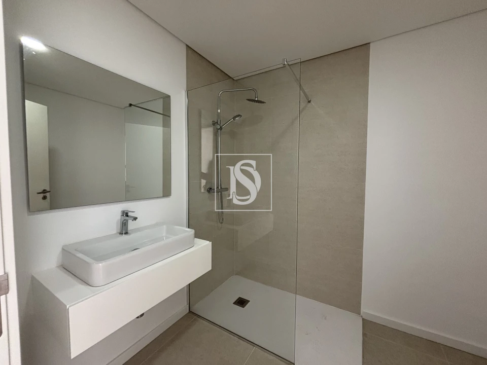 Apartamento T3 para Venda em Tondela e Nandufe Foto 21