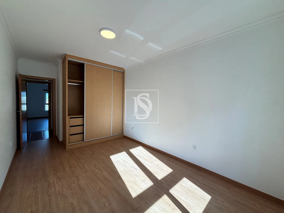 Apartamento T3 para Venda em Tondela e Nandufe Foto 14