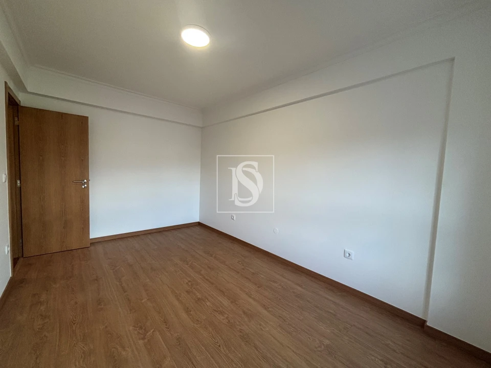 Apartamento T3 para Venda em Tondela e Nandufe Foto 17