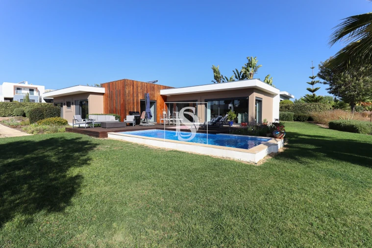 Moradia T3 para Venda em São Silvestre Foto 17