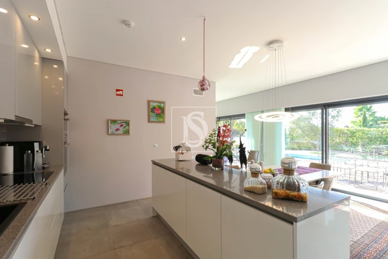 Moradia T3 para Venda em São Silvestre Foto 9