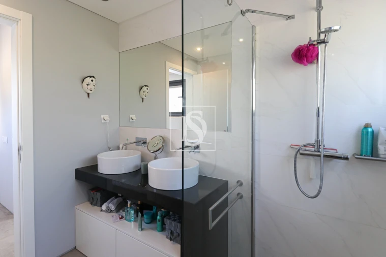 Moradia T3 para Venda em São Silvestre Foto 33