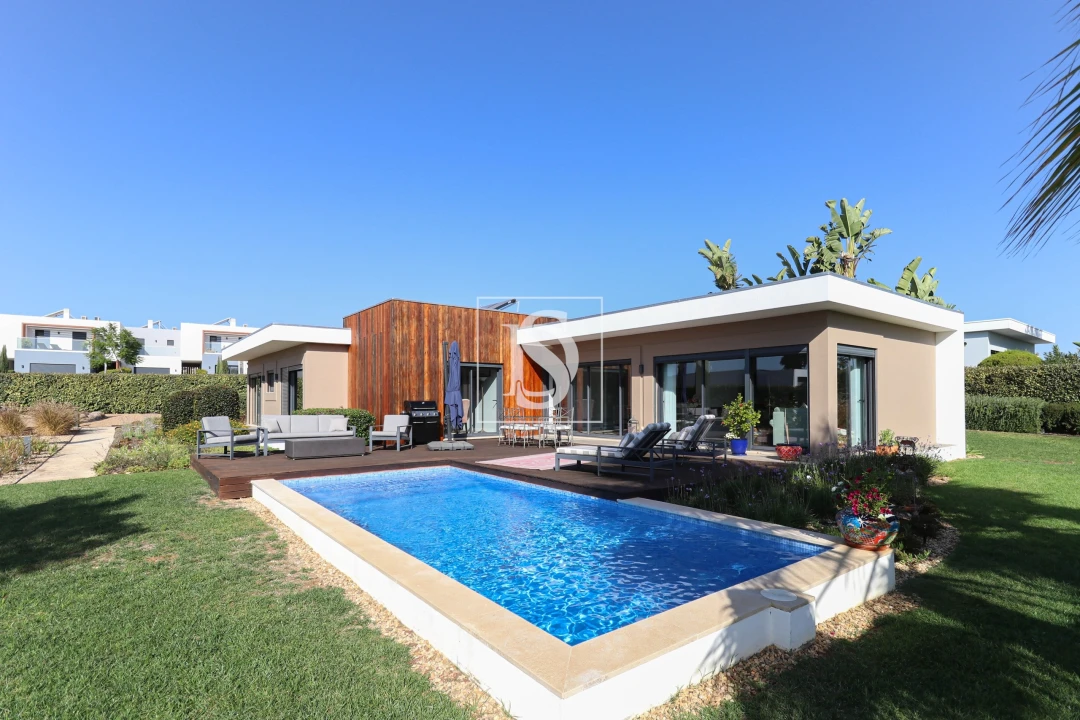 Moradia T3 para Venda em São Silvestre Foto 1