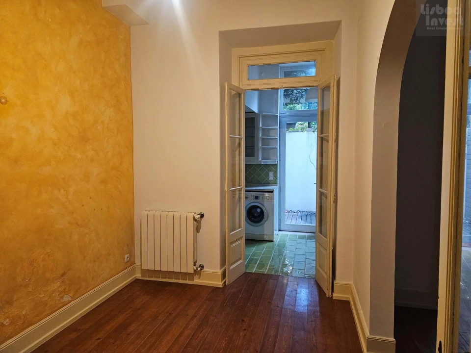 Apartamento T2 para Arrendamento em Avenidas Novas Foto 27