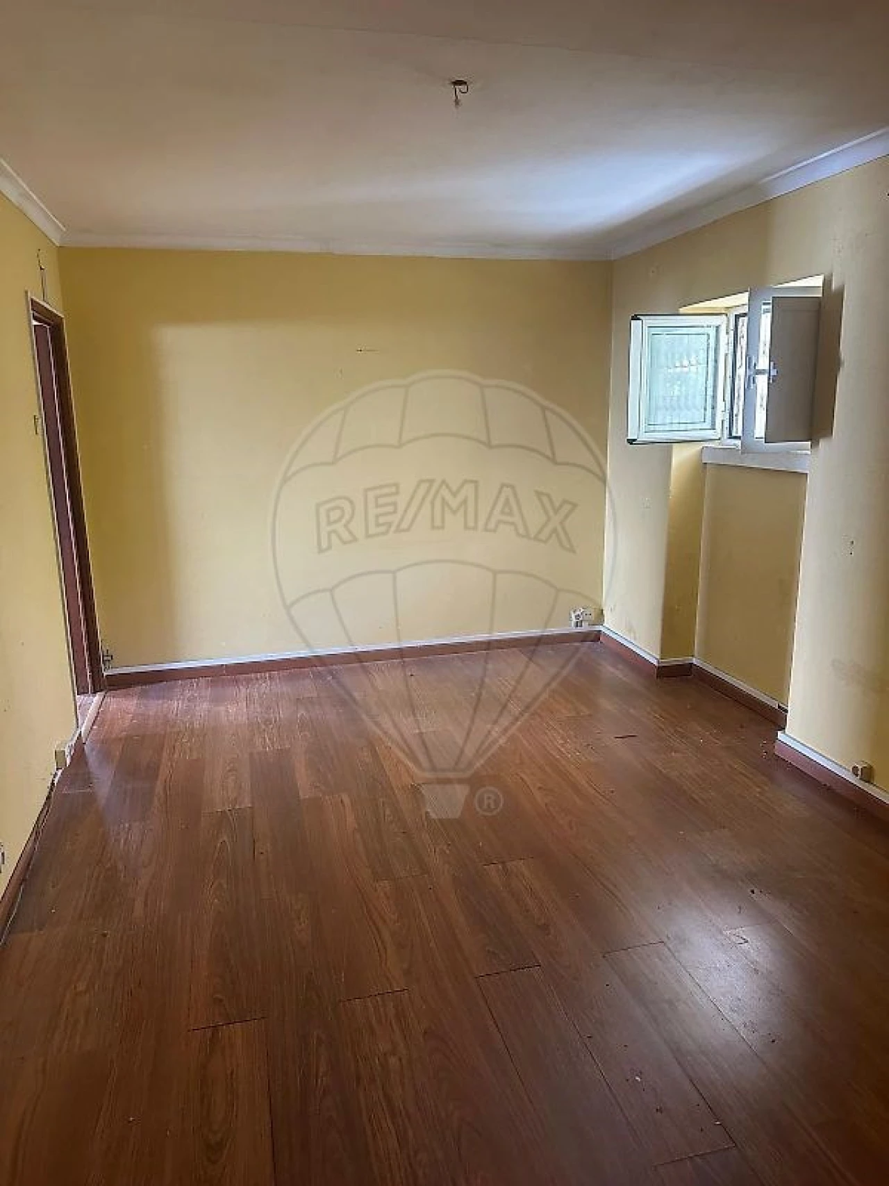 Apartamento T1 para Venda em Alcabideche Foto 1