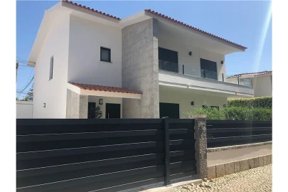 Moradia T4 para Venda em Cascais e Estoril