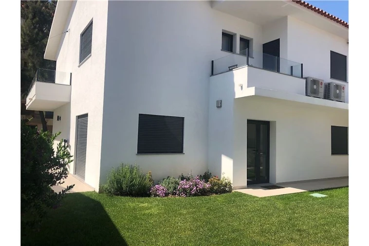 Moradia T4 para Venda em Cascais e Estoril Foto 3