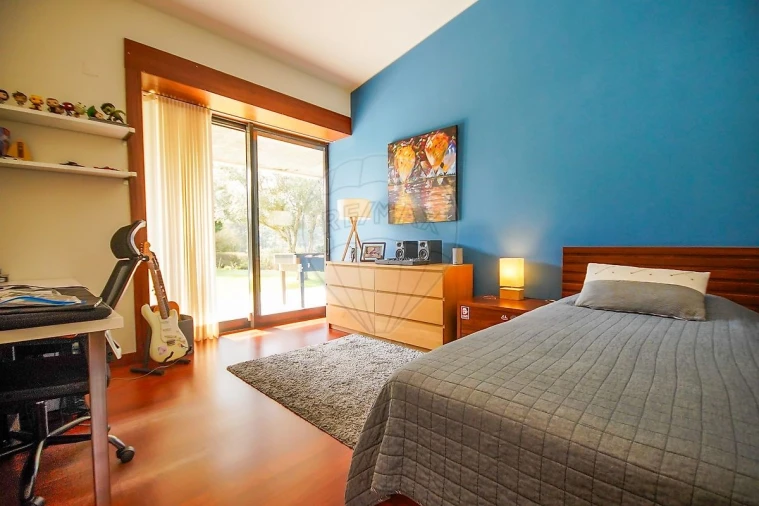 Moradia T6 para Venda em Agualva e Mira-Sintra Foto 20