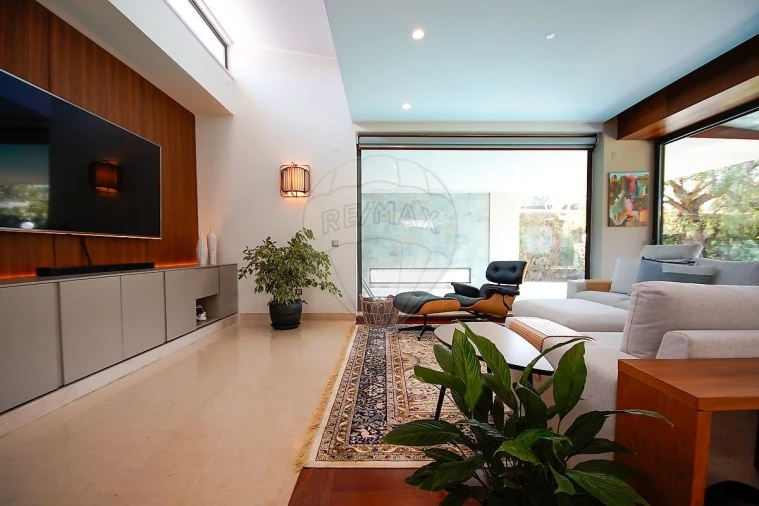 Moradia T6 para Venda em Agualva e Mira-Sintra Foto 12