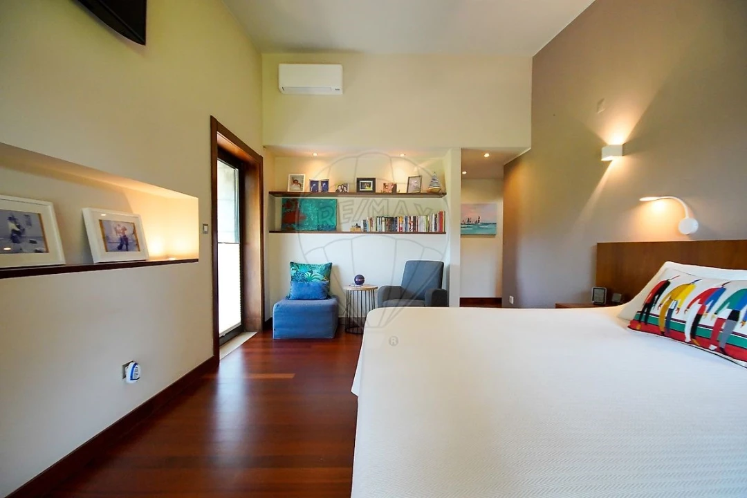 Moradia T6 para Venda em Agualva e Mira-Sintra Foto 26