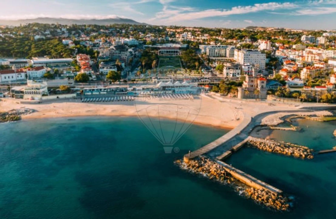 Moradia T6 para Venda em Cascais e Estoril Foto 1