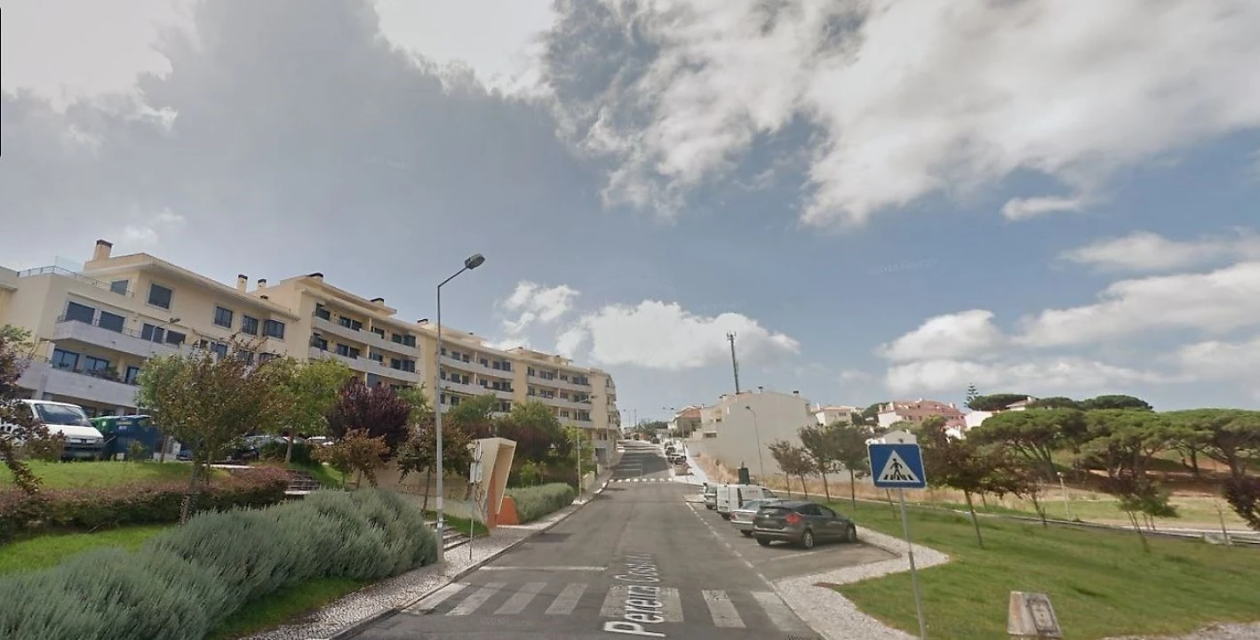 Terreno para Venda em Alcabideche Foto 4