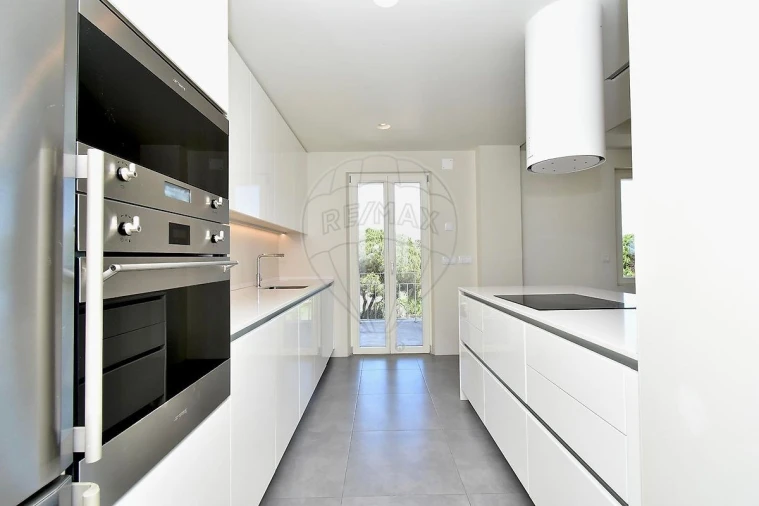 Apartamento T3 para Venda em Cascais e Estoril Foto 14