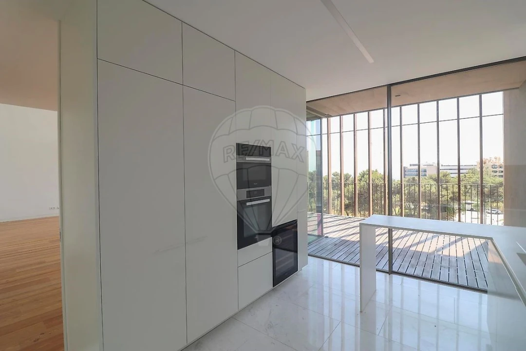 Apartamento T4 para Venda em Cascais e Estoril Foto 18