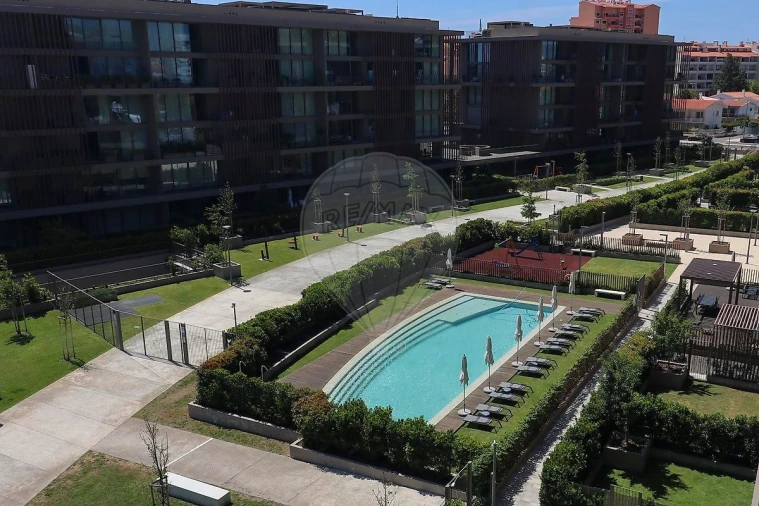 Apartamento T4 para Venda em Cascais e Estoril Foto 15