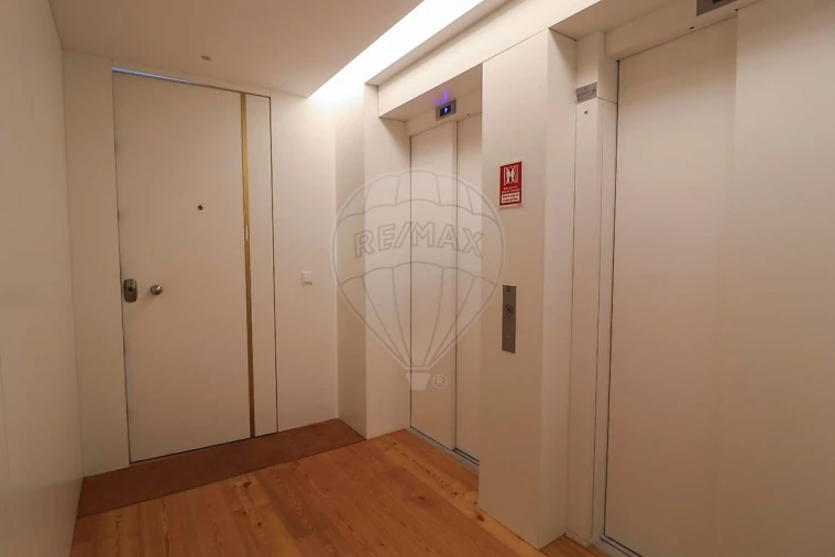 Apartamento T4 para Venda em Cascais e Estoril Foto 7