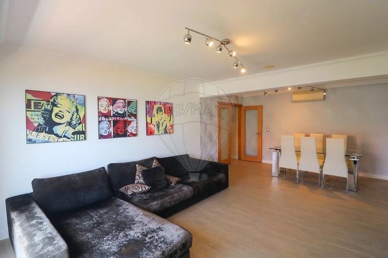 Apartamento T2 para Venda em Cascais e Estoril Foto 7