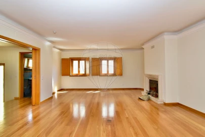 Apartamento T4 para Venda em Cascais e Estoril