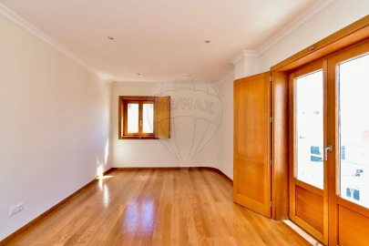 Apartamento T4 para Venda em Cascais e Estoril