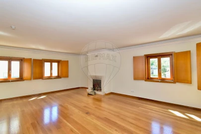 Apartamento T4 para Venda em Cascais e Estoril