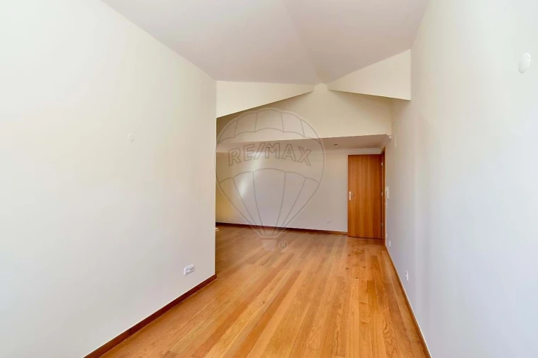 Apartamento T4 para Venda em Cascais e Estoril Foto 26