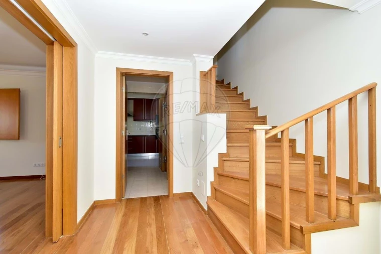 Apartamento T4 para Venda em Cascais e Estoril Foto 11