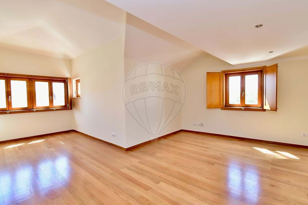 Apartamento T4 para Venda em Cascais e Estoril Foto 23