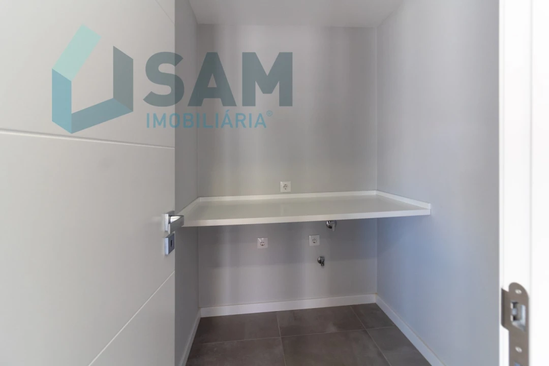 Apartamento T2 para Venda em Lourinhã e Atalaia Foto 9