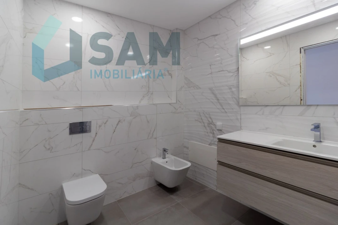 Apartamento T2 para Venda em Lourinhã e Atalaia Foto 14