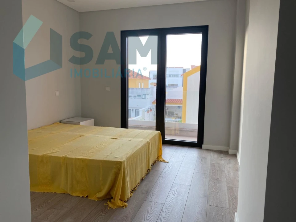 Apartamento T2 para Venda em Lourinhã e Atalaia Foto 17