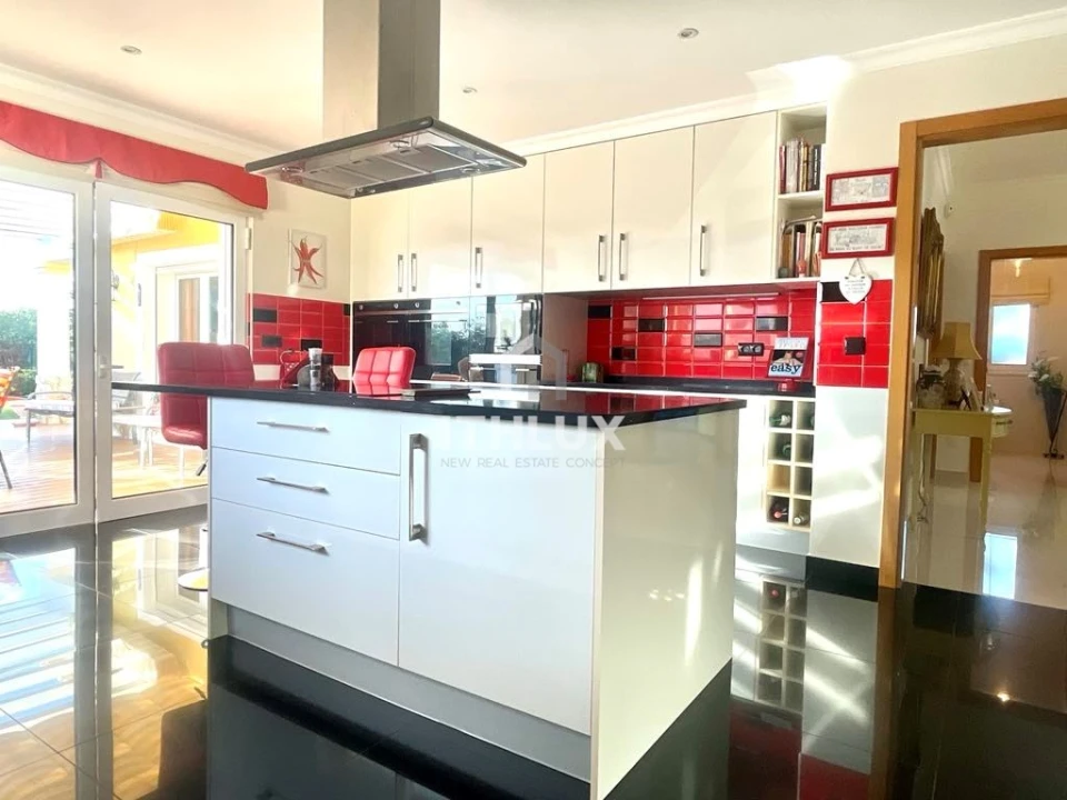 Moradia T4 para Venda em Vila Nova de Cacela Foto 17