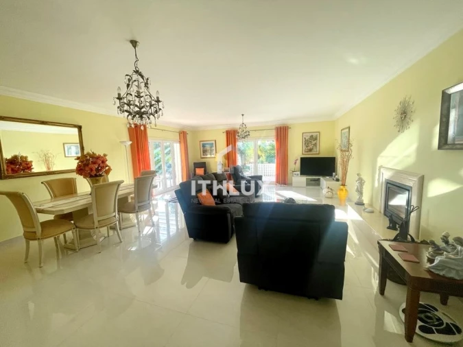 Moradia T4 para Venda em Vila Nova de Cacela Foto 12