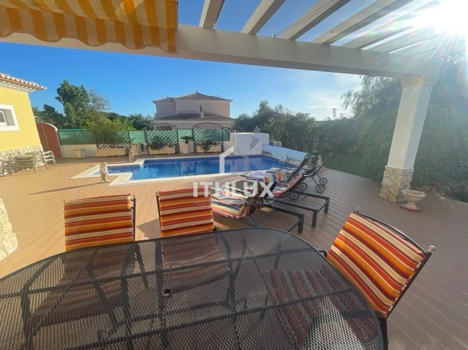 Moradia T4 para Venda em Vila Nova de Cacela Foto 8