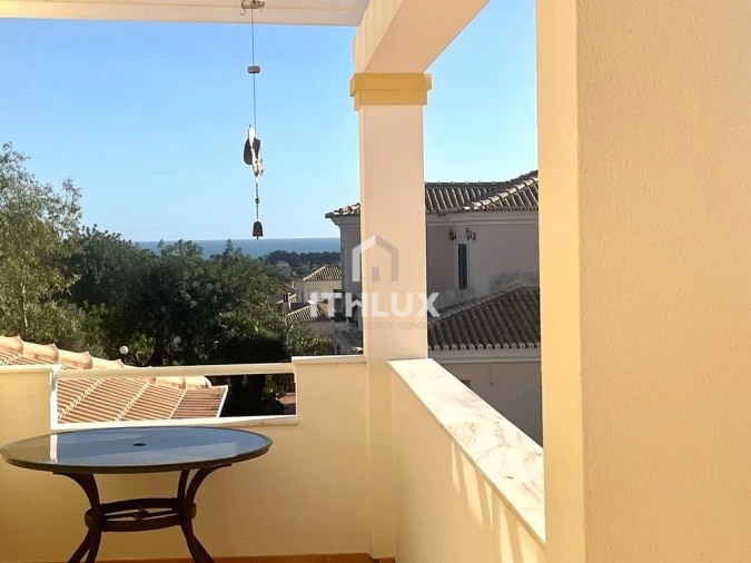 Moradia T4 para Venda em Vila Nova de Cacela Foto 2