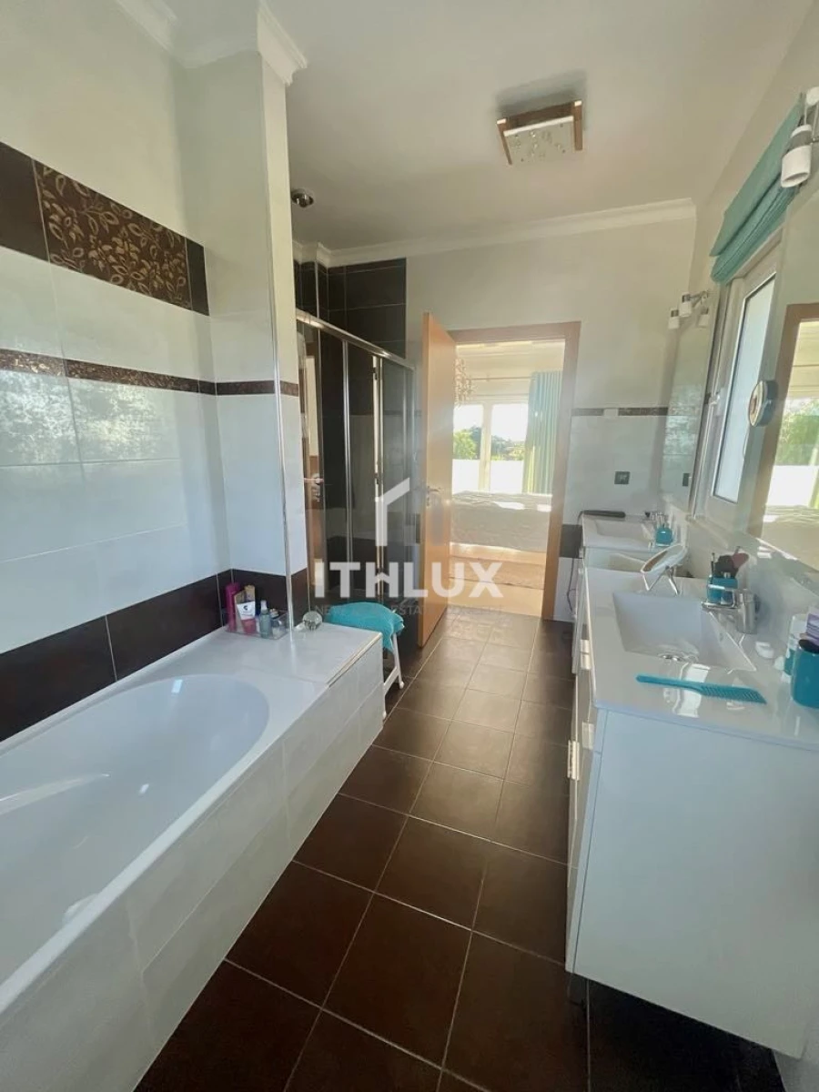 Moradia T4 para Venda em Vila Nova de Cacela Foto 32