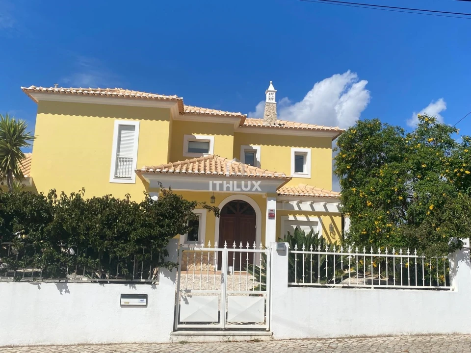 Moradia T4 para Venda em Vila Nova de Cacela Foto 2