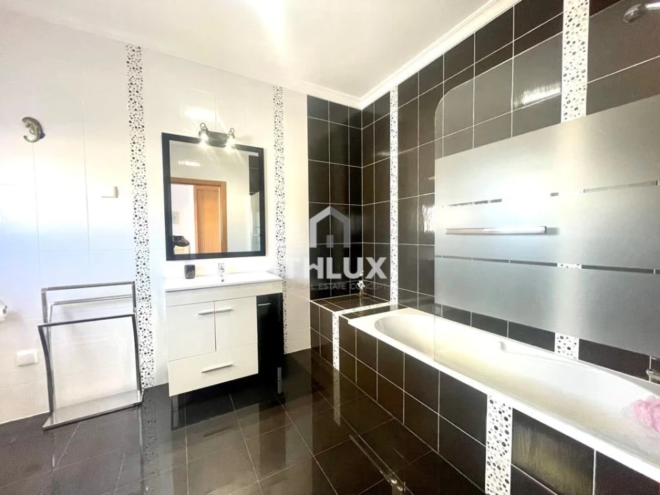 Moradia T4 para Venda em Vila Nova de Cacela Foto 25