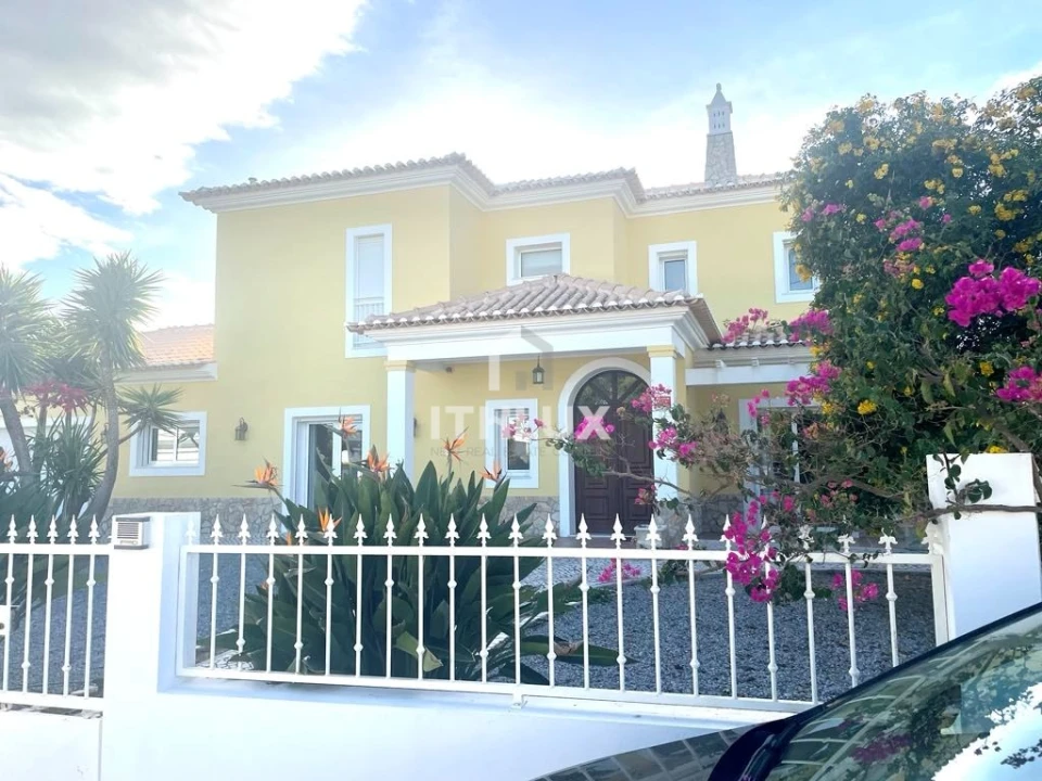 Moradia T4 para Venda em Vila Nova de Cacela Foto 9