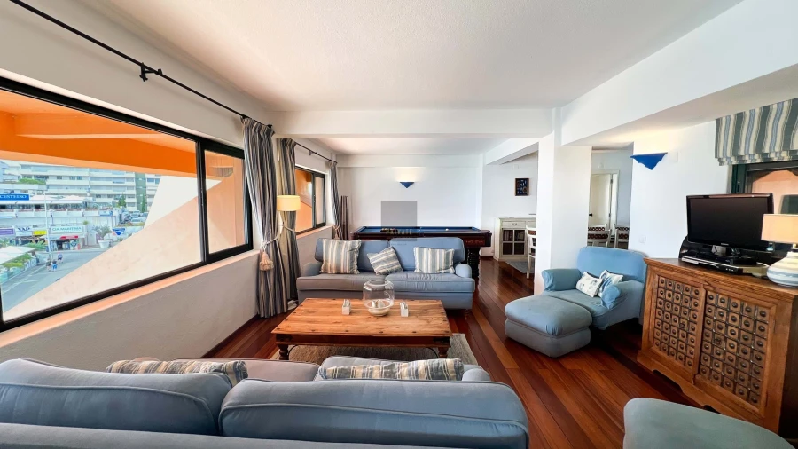 Apartamento T3 para Venda em Quarteira Foto 1