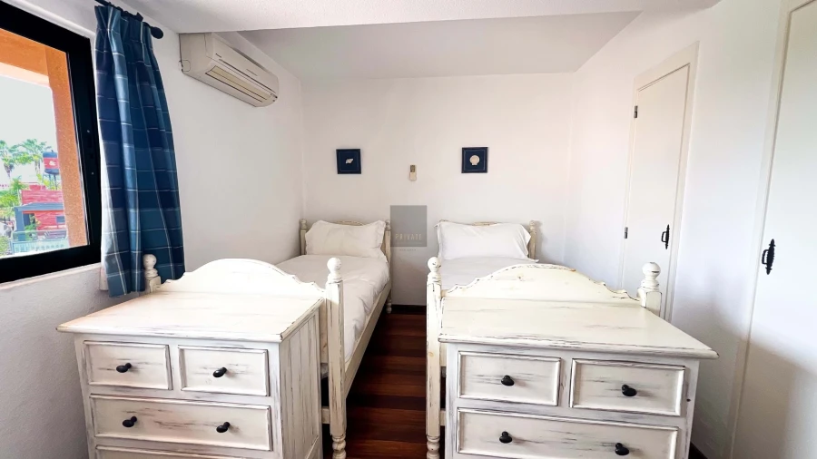 Apartamento T3 para Venda em Quarteira Foto 19