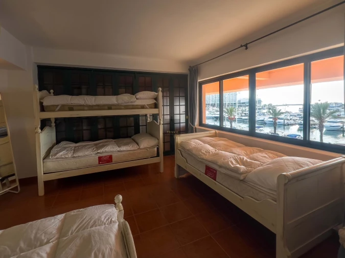 Apartamento T3 para Venda em Quarteira Foto 23