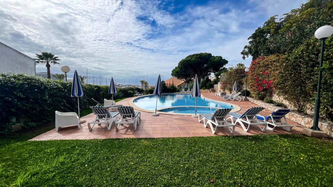 Apartamento T2 para Venda em Quarteira Foto 45