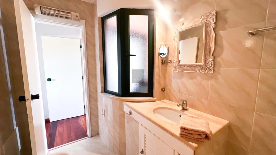 Apartamento T2 para Venda em Quarteira Foto 28