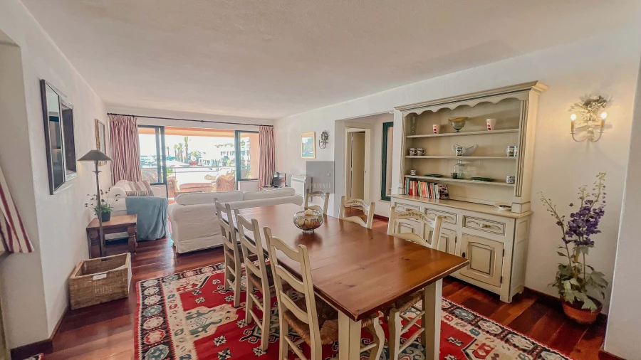 Apartamento T2 para Venda em Quarteira Foto 11