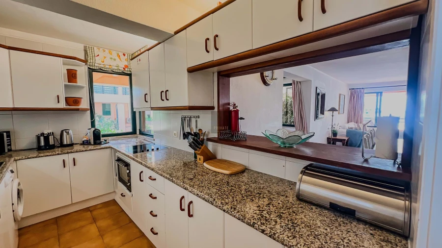 Apartamento T2 para Venda em Quarteira Foto 10