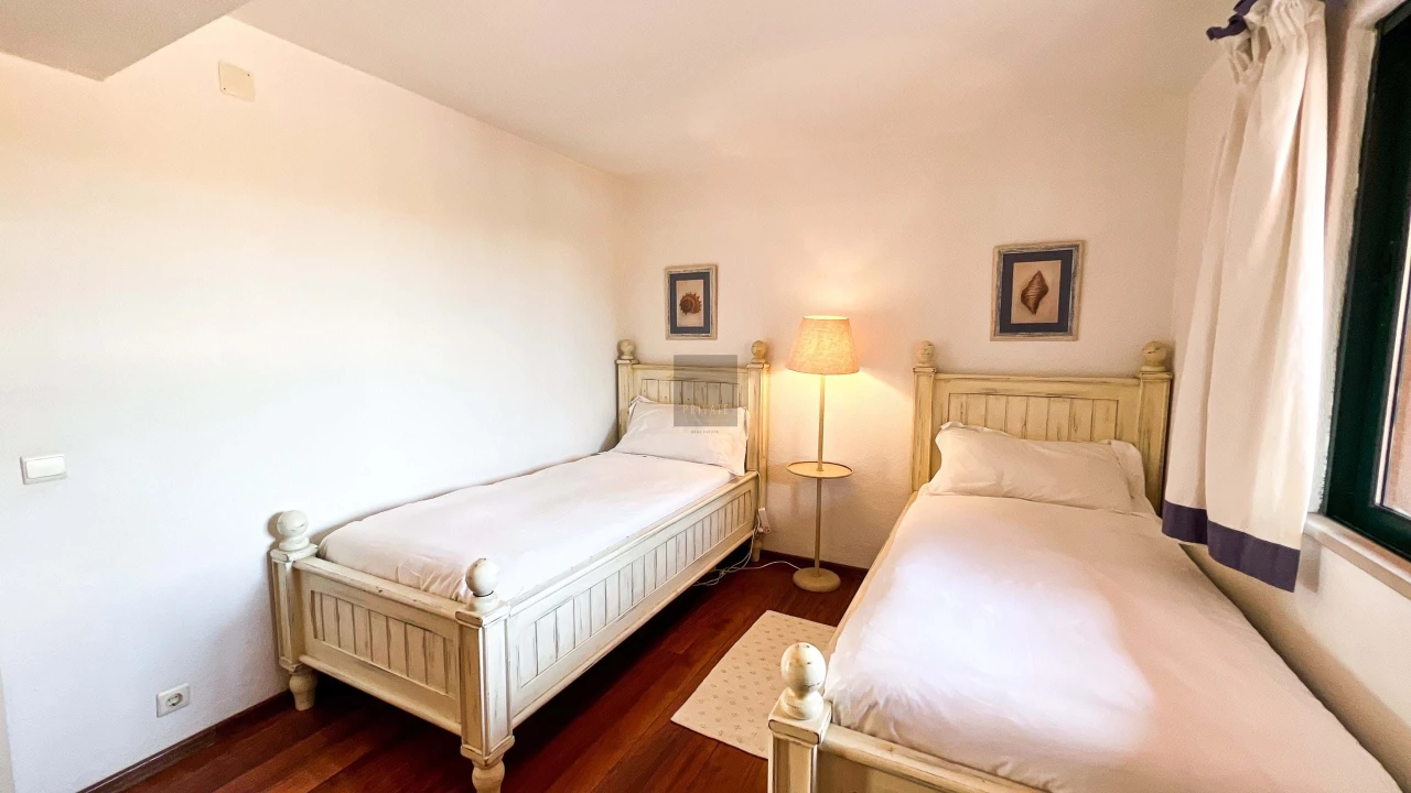 Apartamento T2 para Venda em Quarteira Foto 24