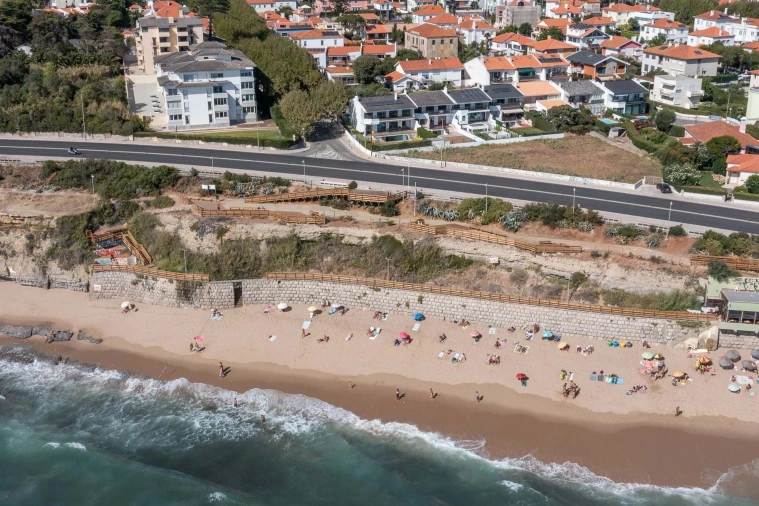 Moradia T4 para Venda em Carcavelos e Parede Foto 3